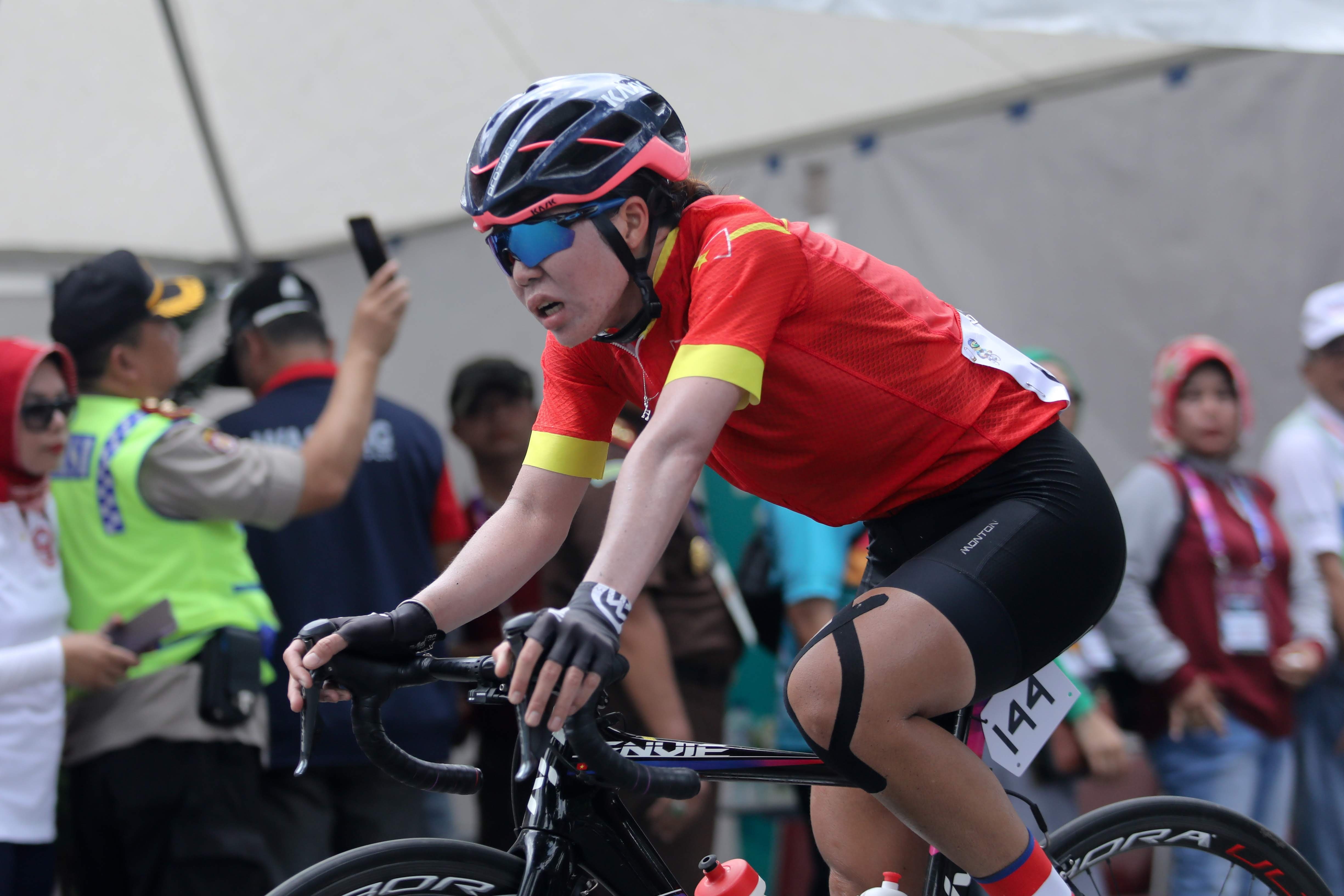 Nha vo dich chau A Nguyen Thi That,  VDV dua xe dap,  ASIAD 18 anh 7