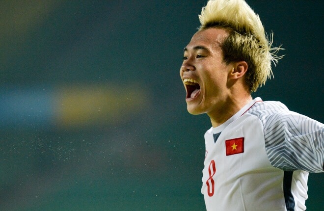 Van Toan: 'Viet Nam gio khong con so doi bong nao' hinh anh