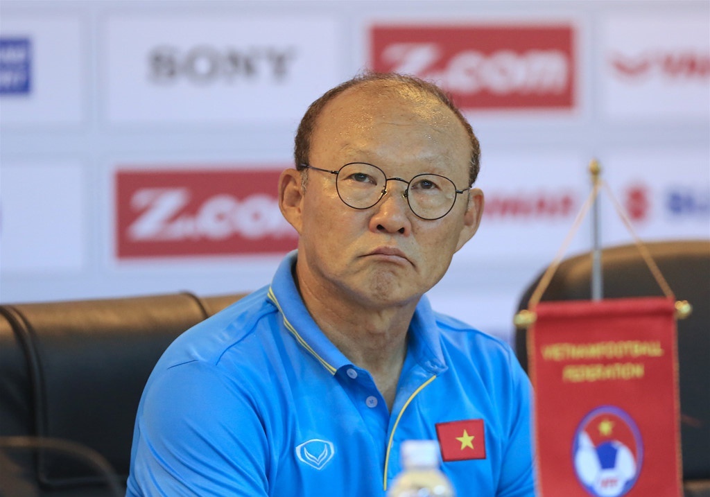 Bao chi Han Quoc 'khai quat' tieu su cua HLV Park Hang-seo hinh anh