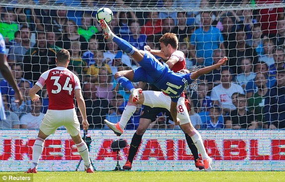 Arsenal,  Unai Emery,  Lacazette,  Aubameyang anh 3