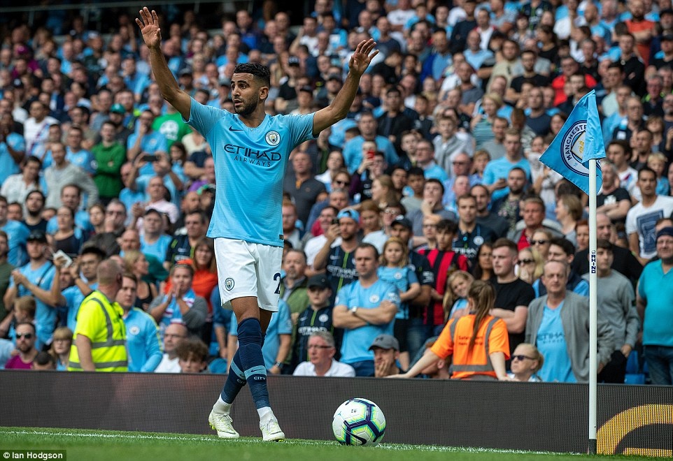 Sterling, Manchester City, Pep Guardiola, Kyle Walker ảnh 6 Sterling, Manchester City, Pep Guardiola, Kyle Walker anh 6