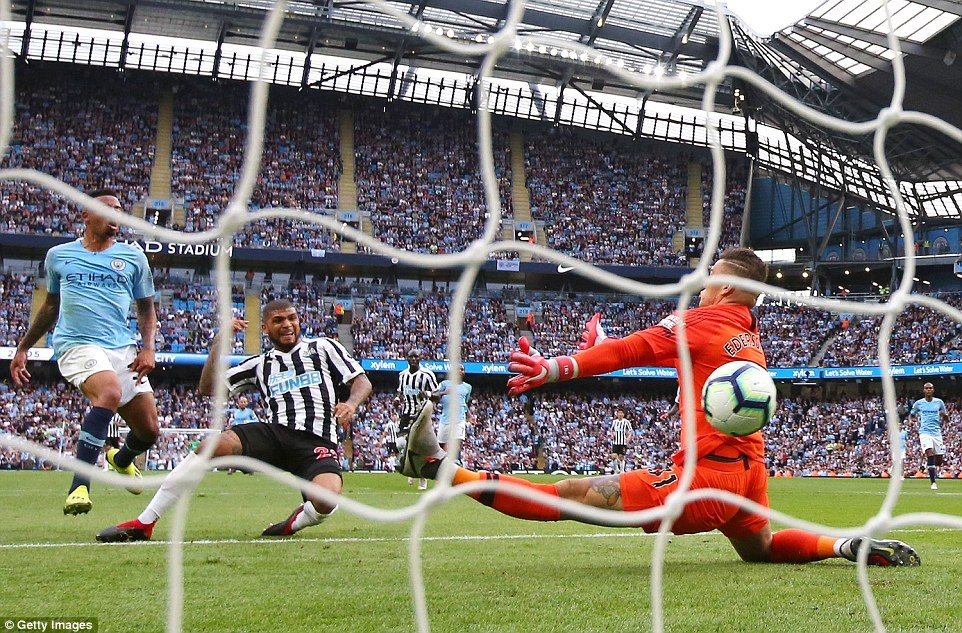 Sterling, Manchester City, Pep Guardiola, Kyle Walker ảnh 5 Sterling, Manchester City, Pep Guardiola, Kyle Walker anh 5