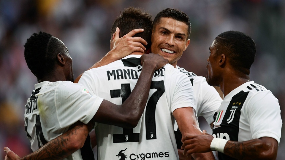 Ronaldo tit ngoi,  Juventus,  Serie A,  Champions League,  Real Madrid anh 2