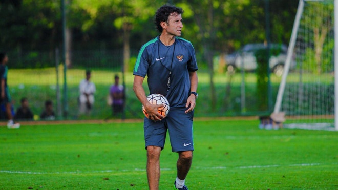 ĐTQG Indonesia,  AFF Cup,  Bhayangkara FC,  Simon McMenemy ảnh 1 DTQG Indonesia,  AFF Cup,  Bhayangkara FC,  Simon McMenemy anh 1