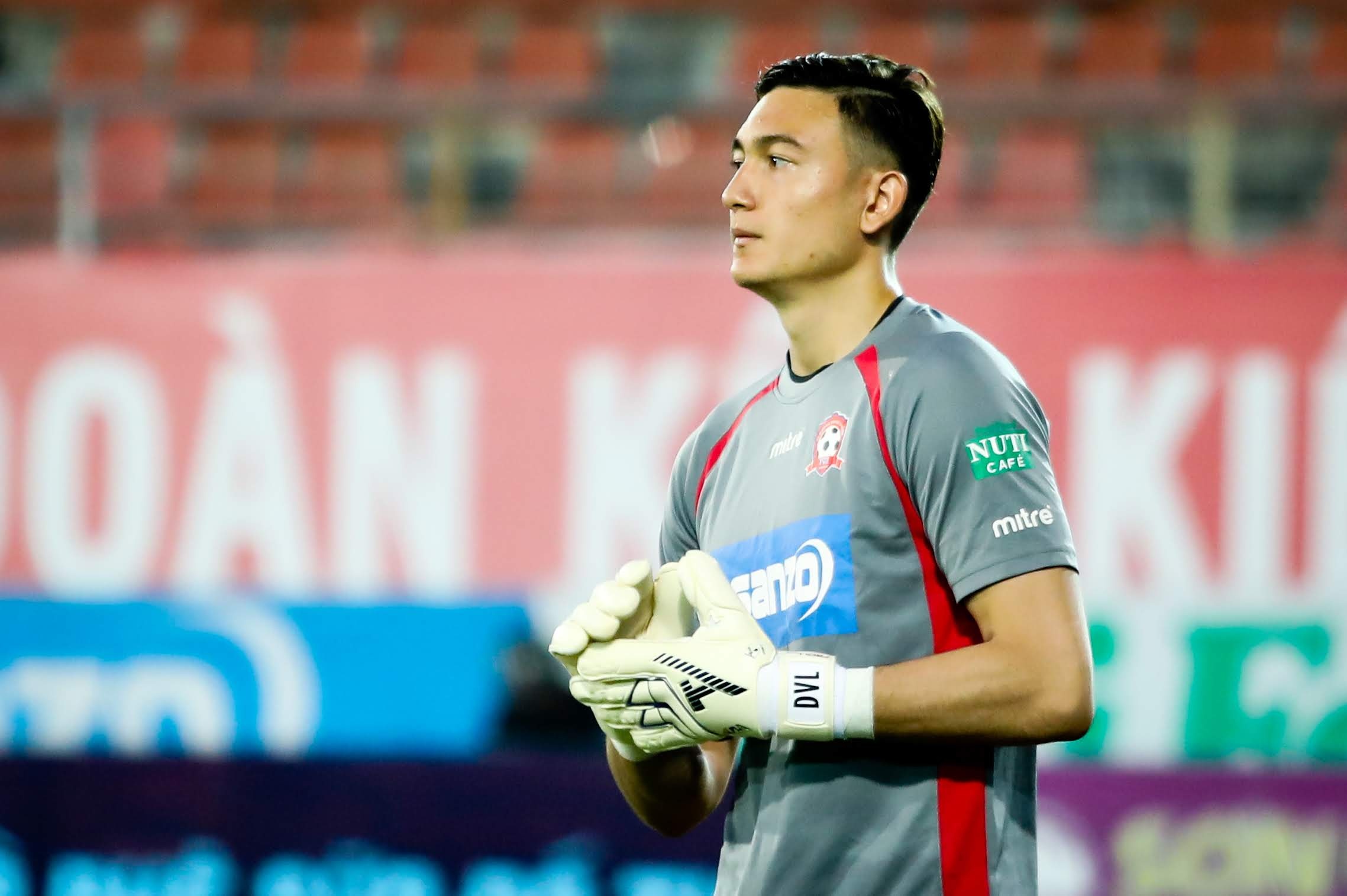 thu mon Van Lam,  V.League CLB Hai Phong,  Sai Gon anh 8