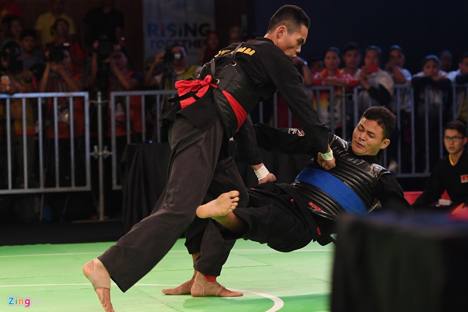 Trần Đình Nam, pencak silat Việt Nam, HCV ASIAD 2018, VĐV tiêu biểu năm 2018 ảnh 1 Tran Dinh Nam, pencak silat Viet Nam, HCV ASIAD 2018, VDV tieu bieu nam 2018 anh 1