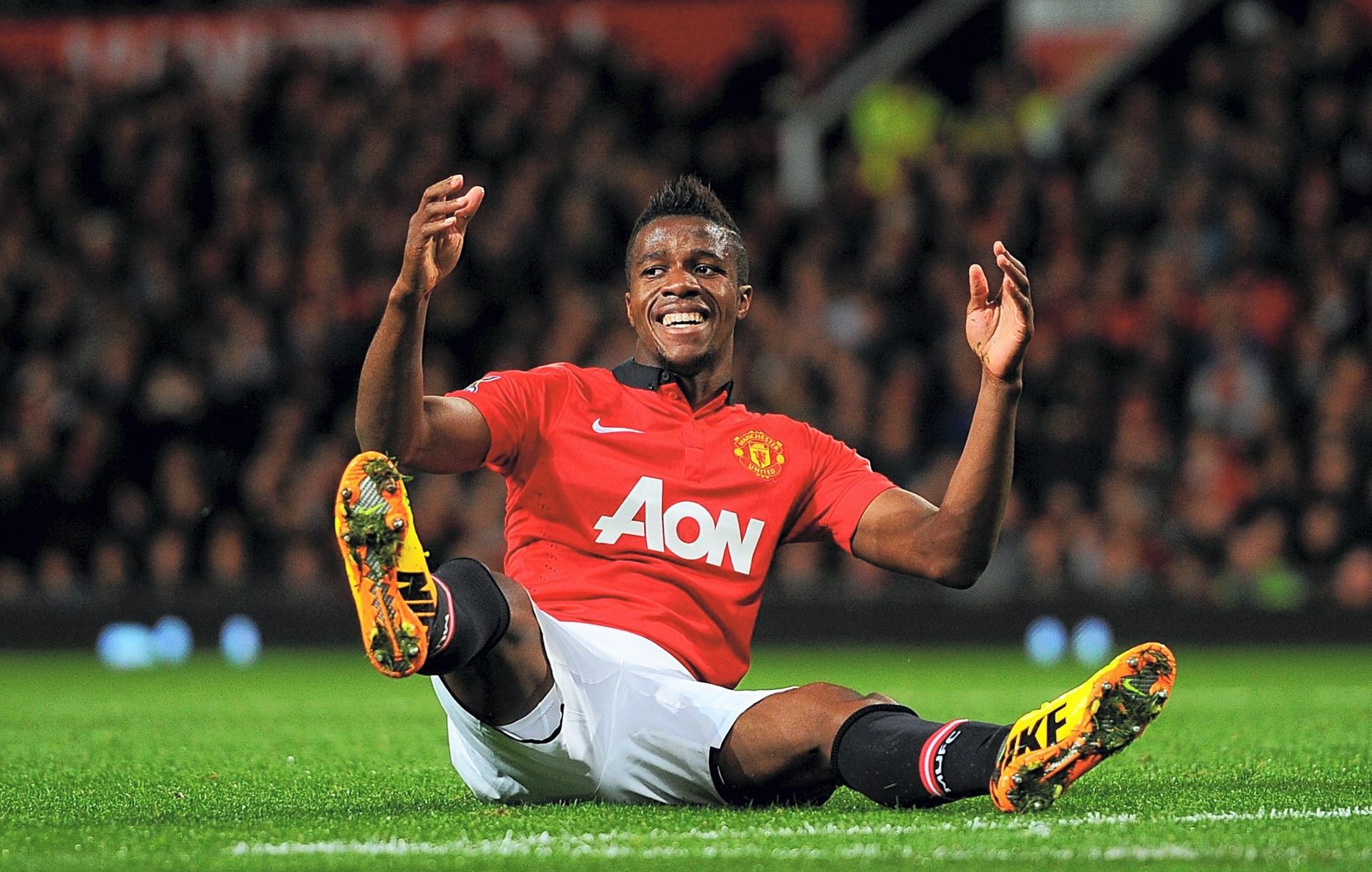 Zaha goi quang thoi gian o MU la dia nguc hinh anh