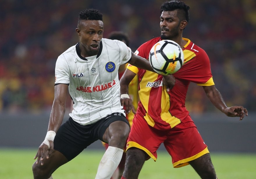 Malaysia buong long chinh sach nhap tich de cung co suc manh doi tuyen hinh anh