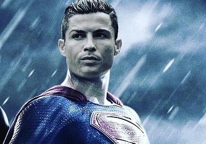 Gia dinh Ronaldo muon doi cong ly sau cao buoc hiep dam hinh anh