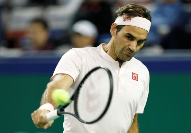 Dat tay nhau vao ban ket, Djokovic uy hiep vi tri so 2 cua Federer hinh anh