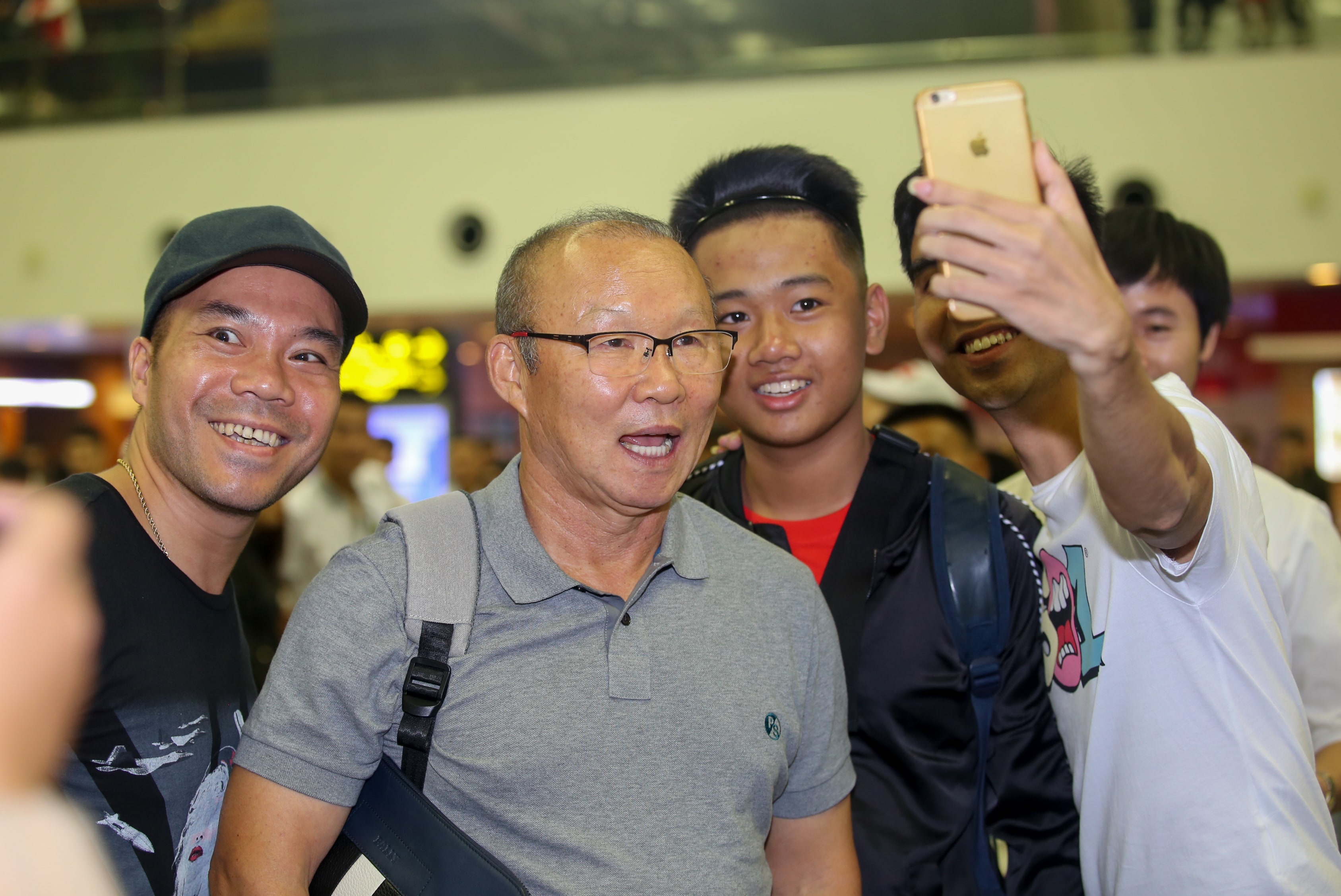 Doi tuyen Viet Nam chia tay,  tap huan Han Quoc,  Cong Phuong,  Duc Chinh anh 10