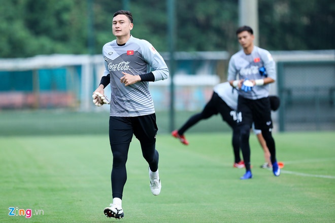 Dang Van Lam,  Phil Younghusband,  Stefano Lilipaly,  AFF Cup 2018 anh 1