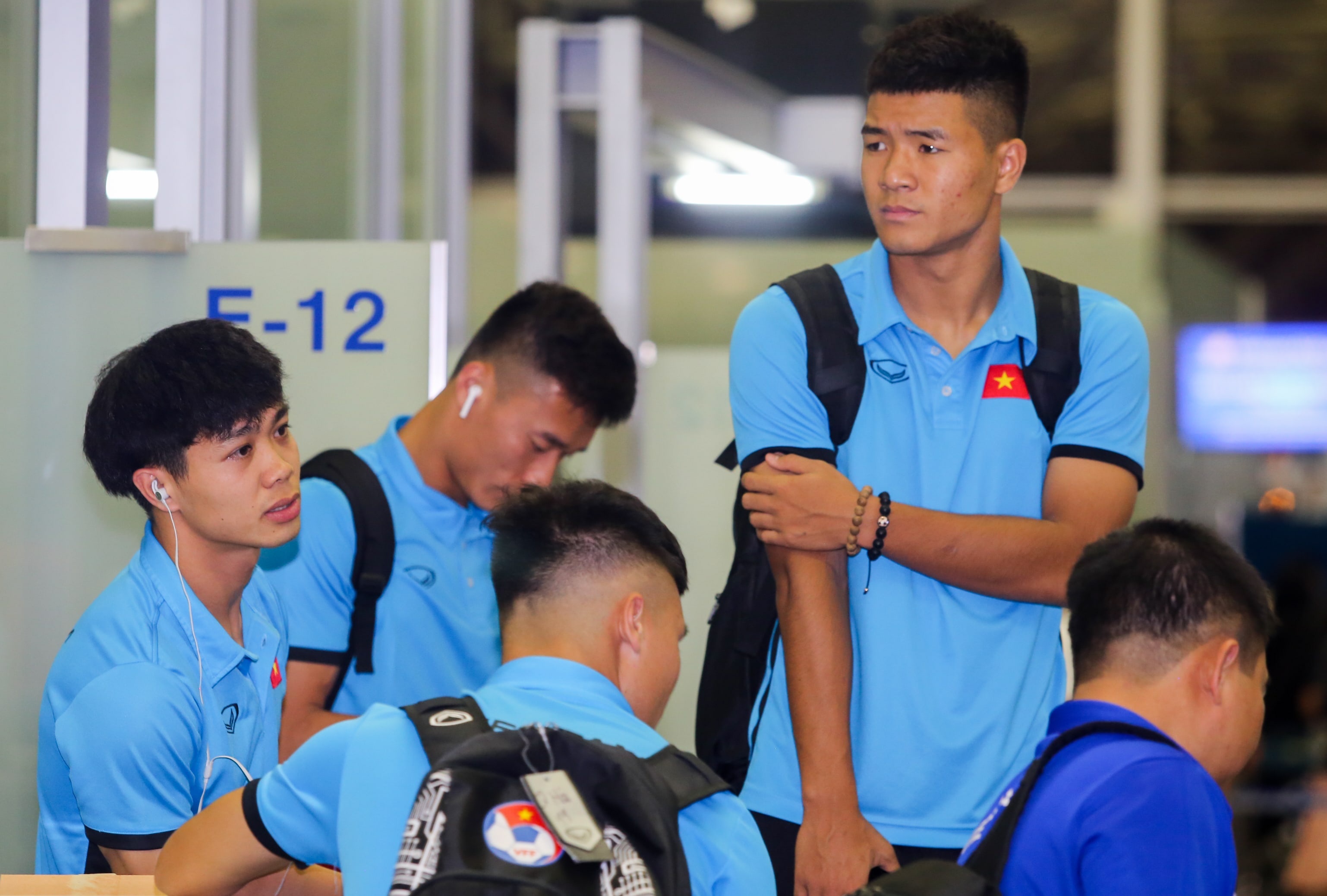 Doi tuyen Viet Nam chia tay,  tap huan Han Quoc,  Cong Phuong,  Duc Chinh anh 11