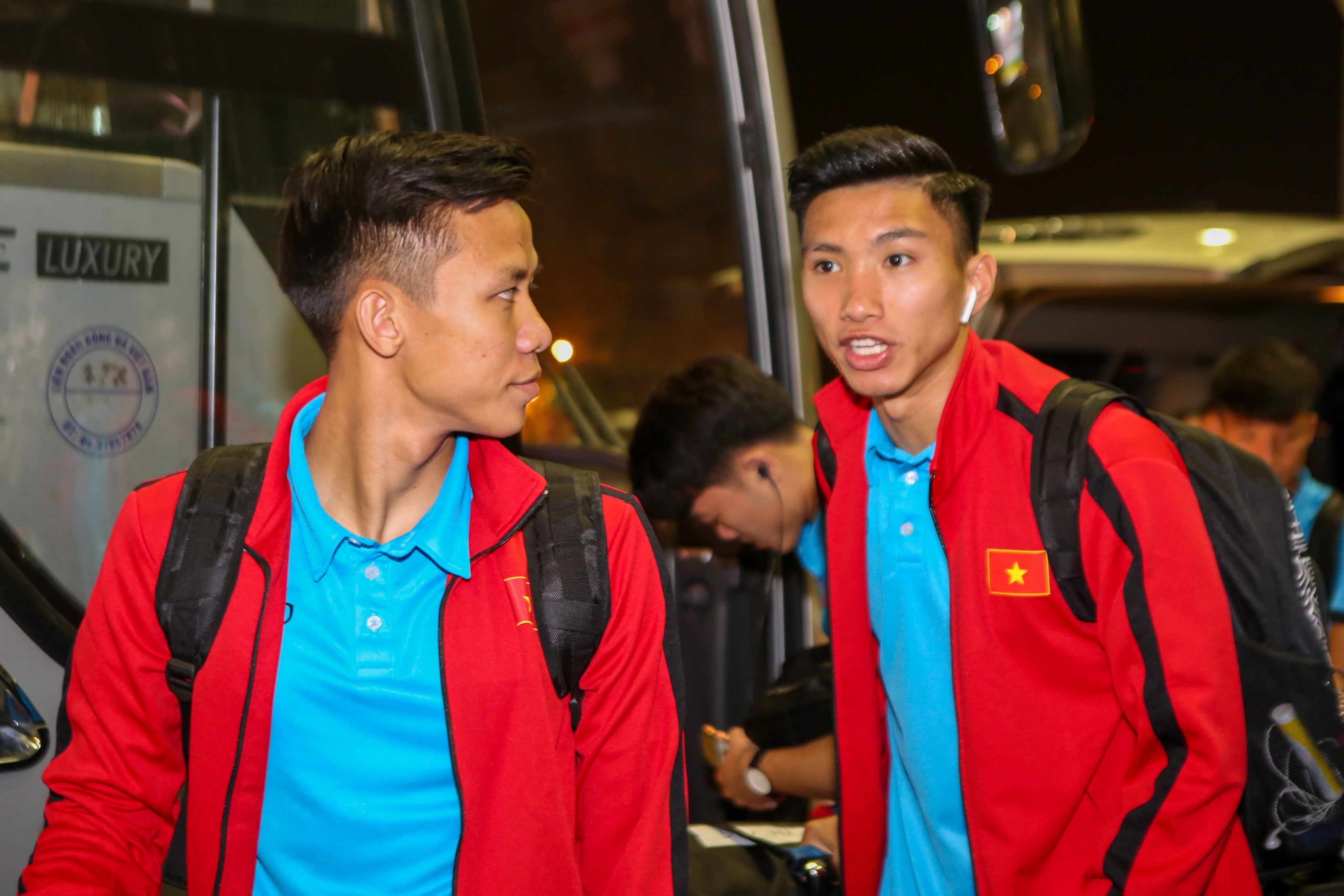 Doi tuyen Viet Nam chia tay,  tap huan Han Quoc,  Cong Phuong,  Duc Chinh anh 2