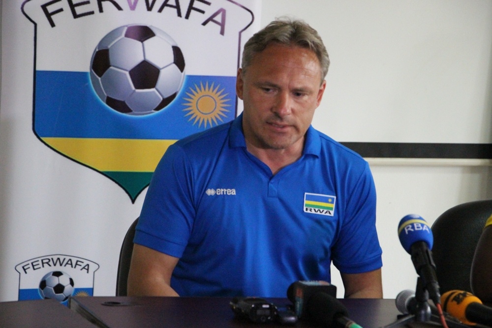 Park Hang-seo,  Tan Cheng Hoe,  Keisuke Honda,  Felix anh 6