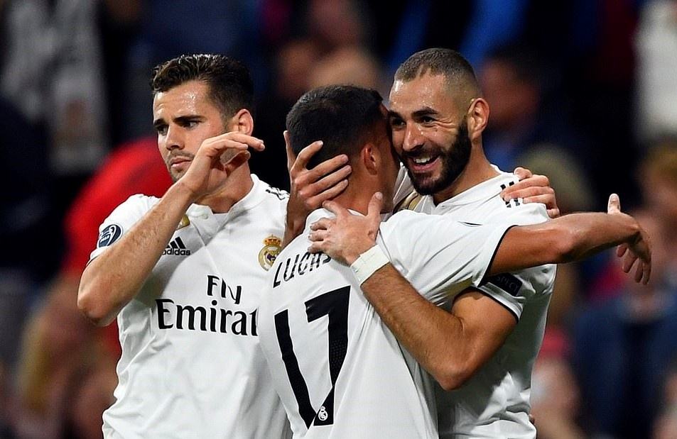 Benzema san bang thanh tich cua Messi va Raul o Champions League hinh anh