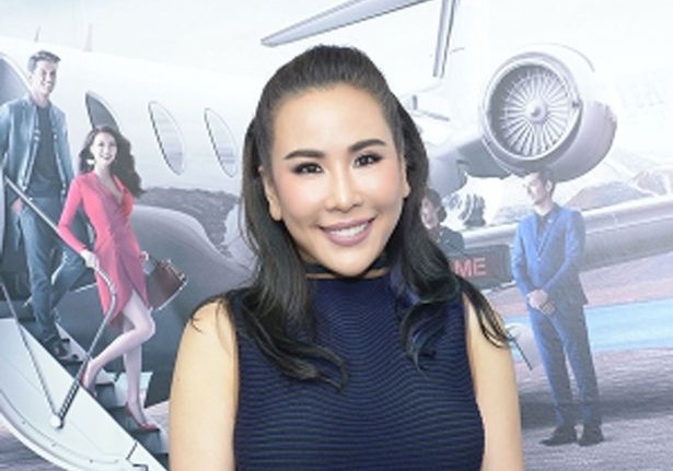 Con gai chu tich Leicester khong co mat tren truc thang gap nan hinh anh