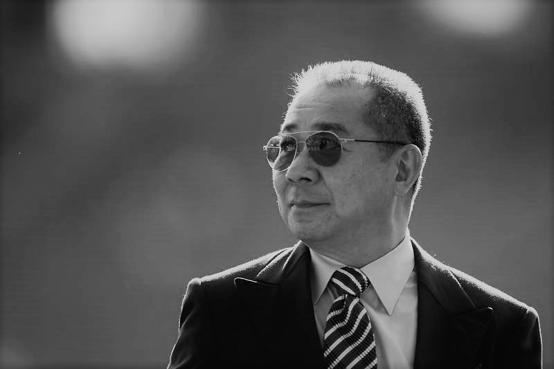 Chu tich Leicester City thiet mang sau tai nan may bay hinh anh