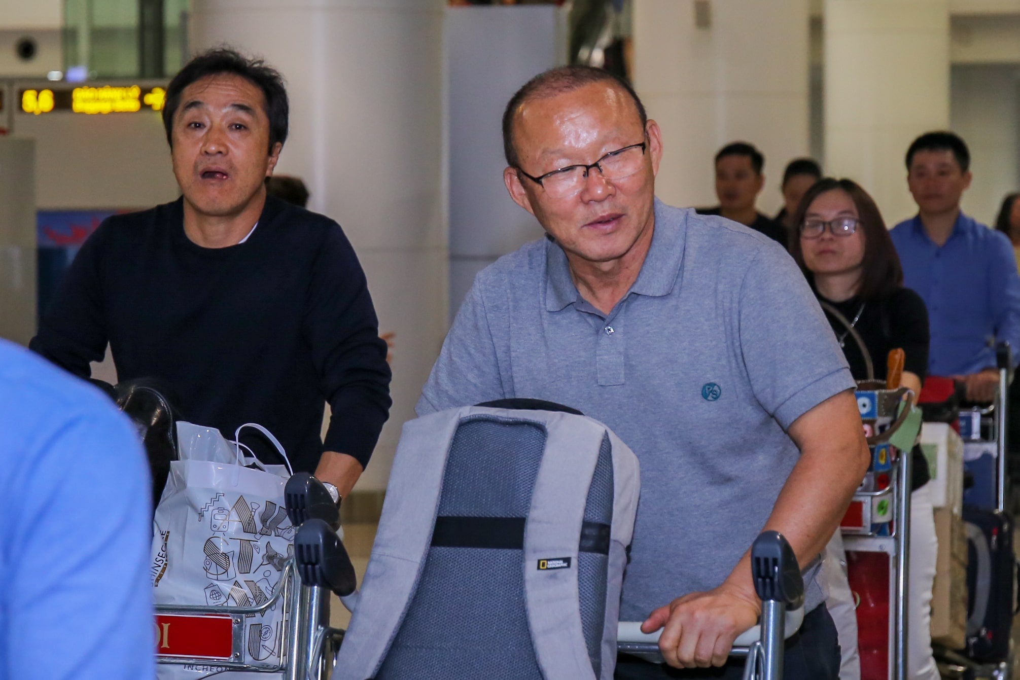 Doi tuyen Viet Nam,  tap huan Han Quoc,  Cong Phuong anh 1