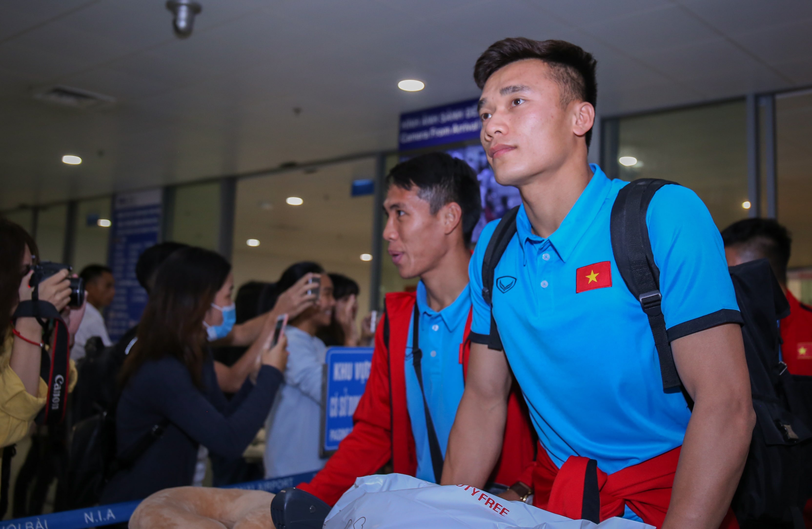 Doi tuyen Viet Nam,  tap huan Han Quoc,  Cong Phuong anh 2