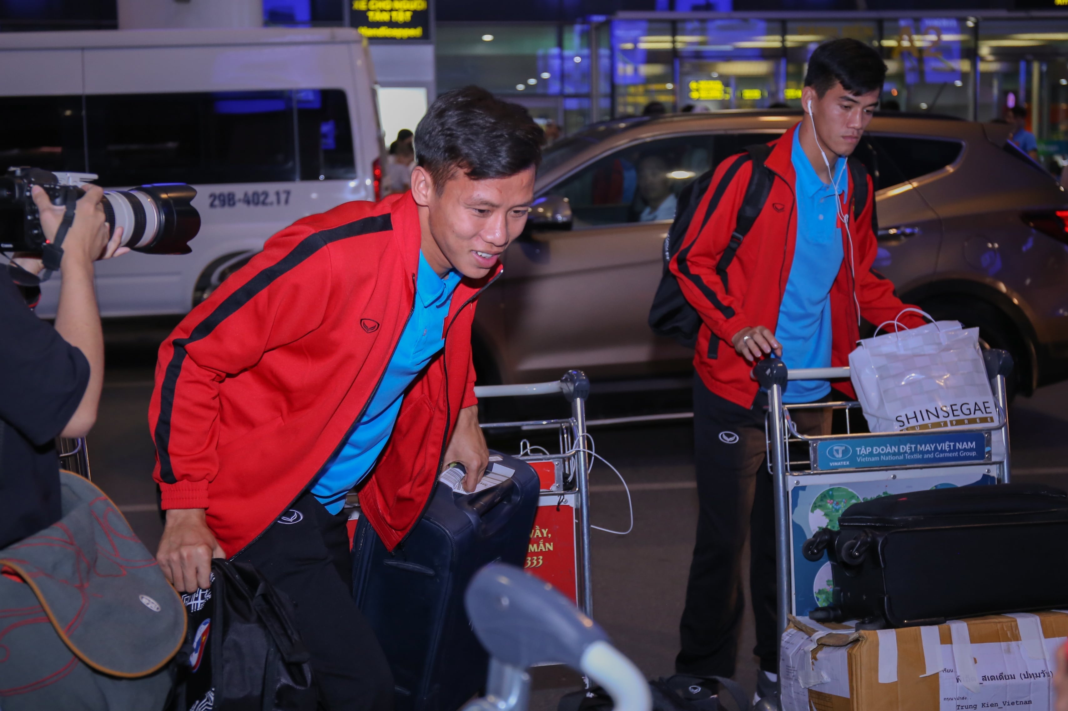 Doi tuyen Viet Nam,  tap huan Han Quoc,  Cong Phuong anh 7