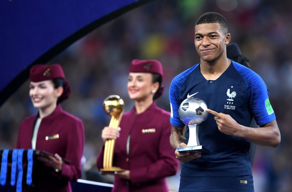Mbappe, Golden Boy, Neymar, PSG ảnh 1 Mbappe, Golden Boy, Neymar, PSG anh 1