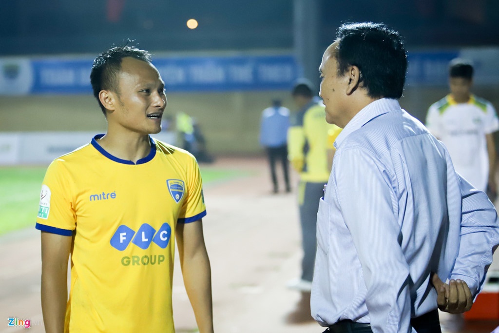 Trong Hoang co phu hop de thay the vi tri cua Van Thanh? hinh anh