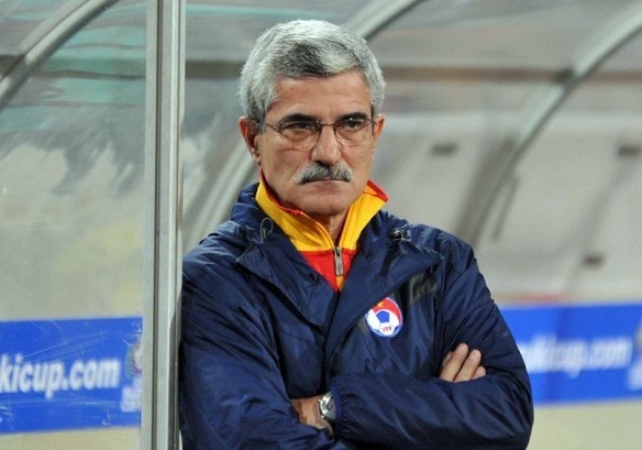 HLV Calisto day tam ly chien cho nha vo dich AFF Cup 2008 nhu the nao? hinh anh