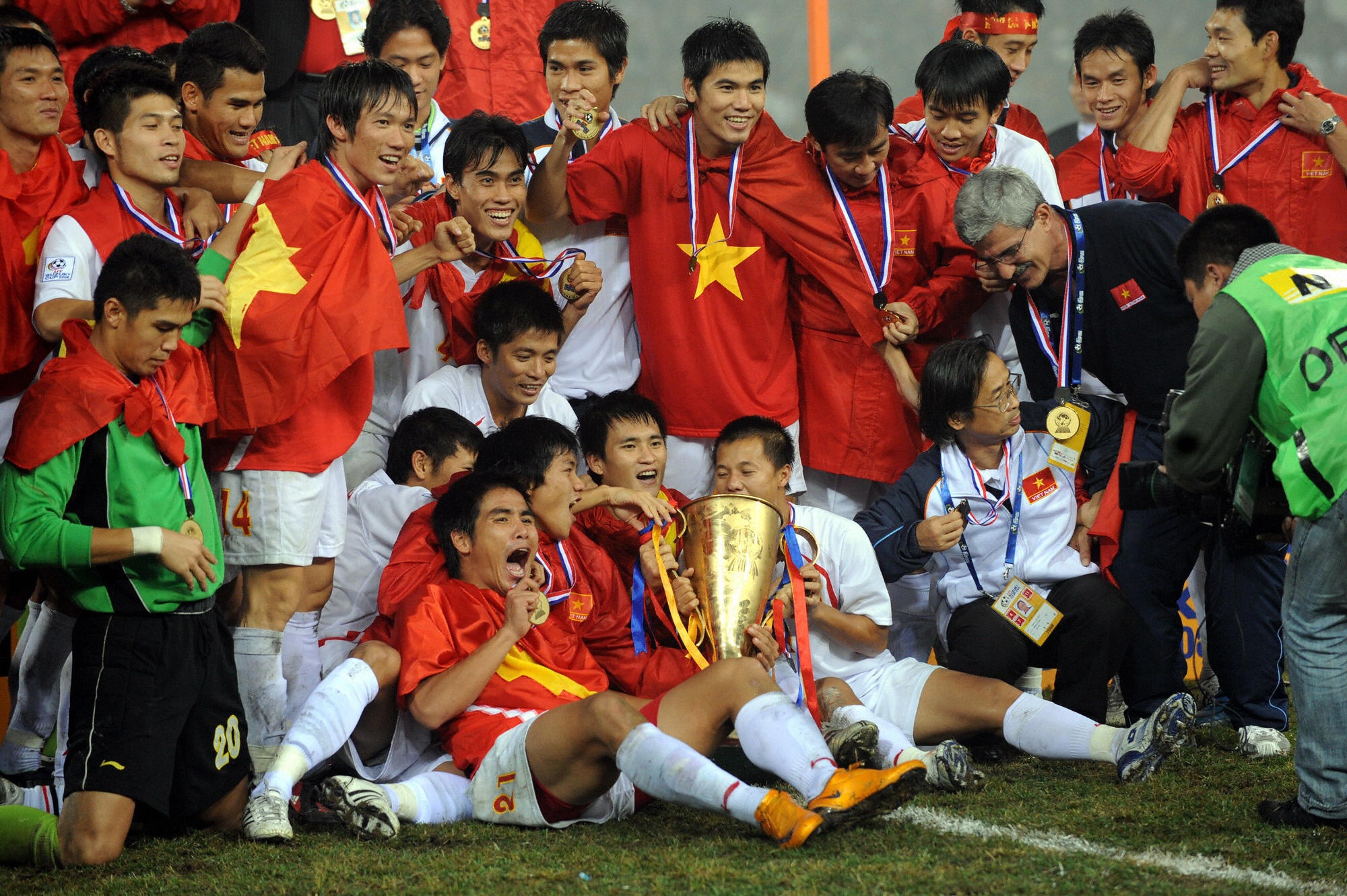 Vũ Như Thành, nhà vô địch AFF Cup 2008, AFF Cup, HLV Calisto ảnh 1 Vu Nhu Thanh, nha vo dich AFF Cup 2008, AFF Cup, HLV Calisto anh 1