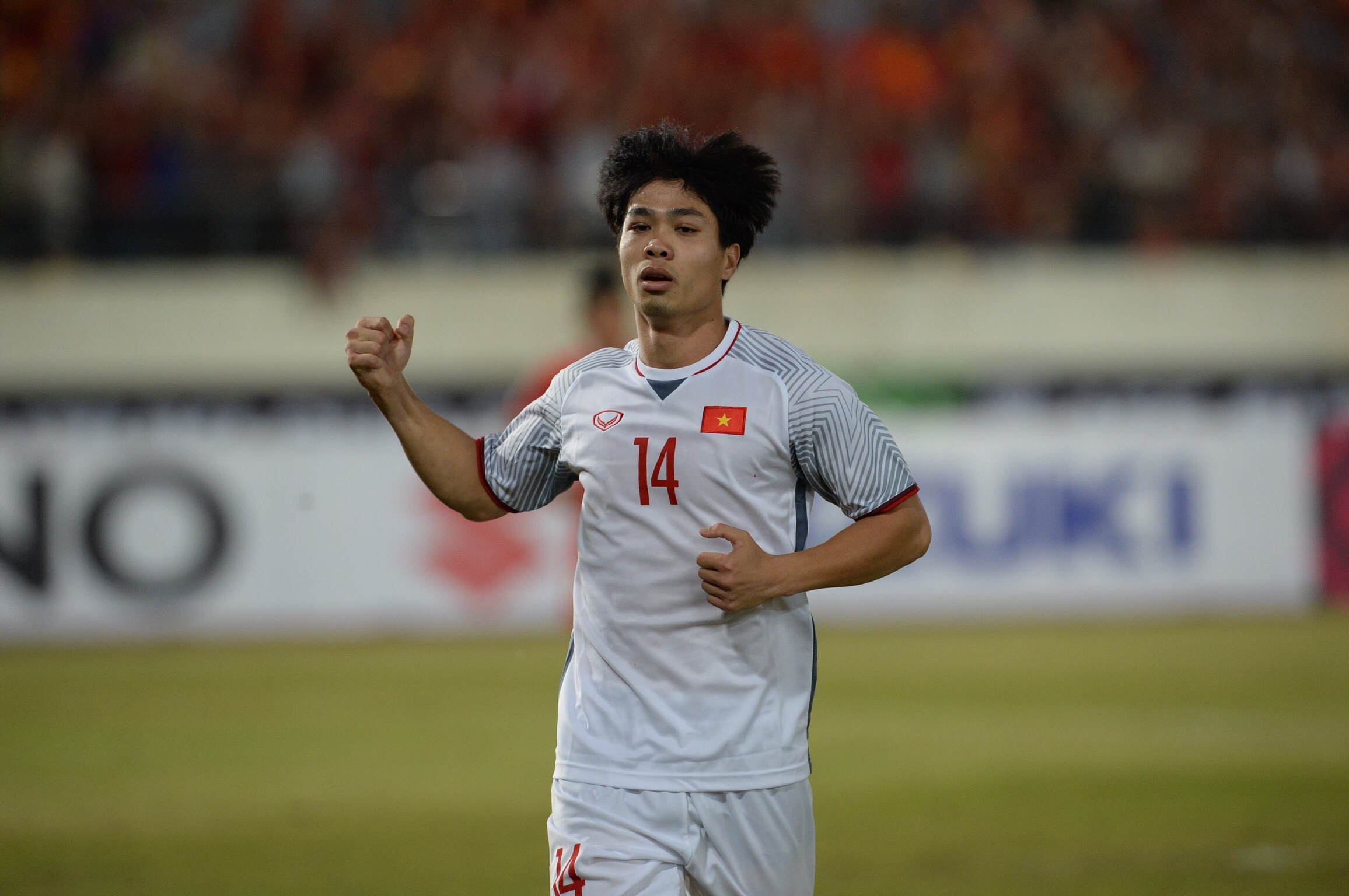 DT Lao vs DT Viet Nam anh 1