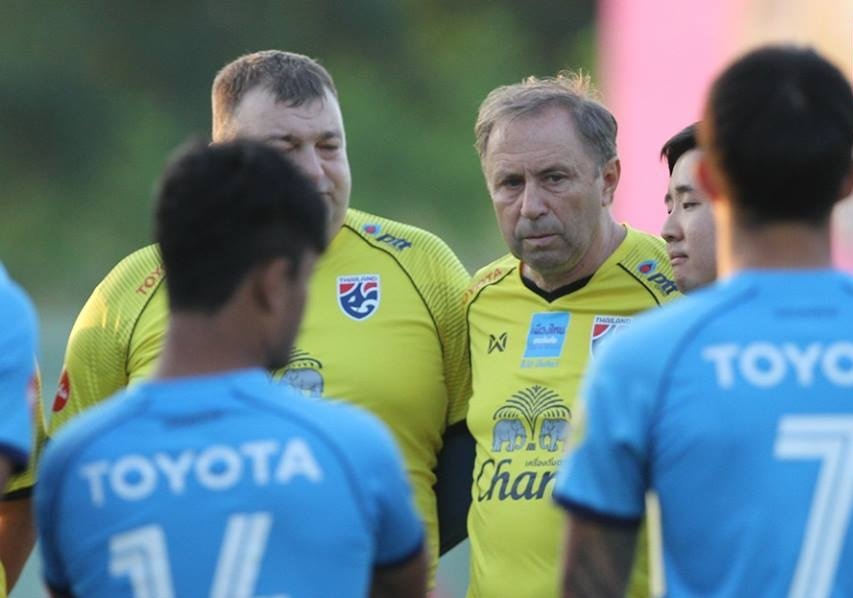 DT Thai Lan dau dau vi co 2 thu mon xuat sac du AFF Cup hinh anh