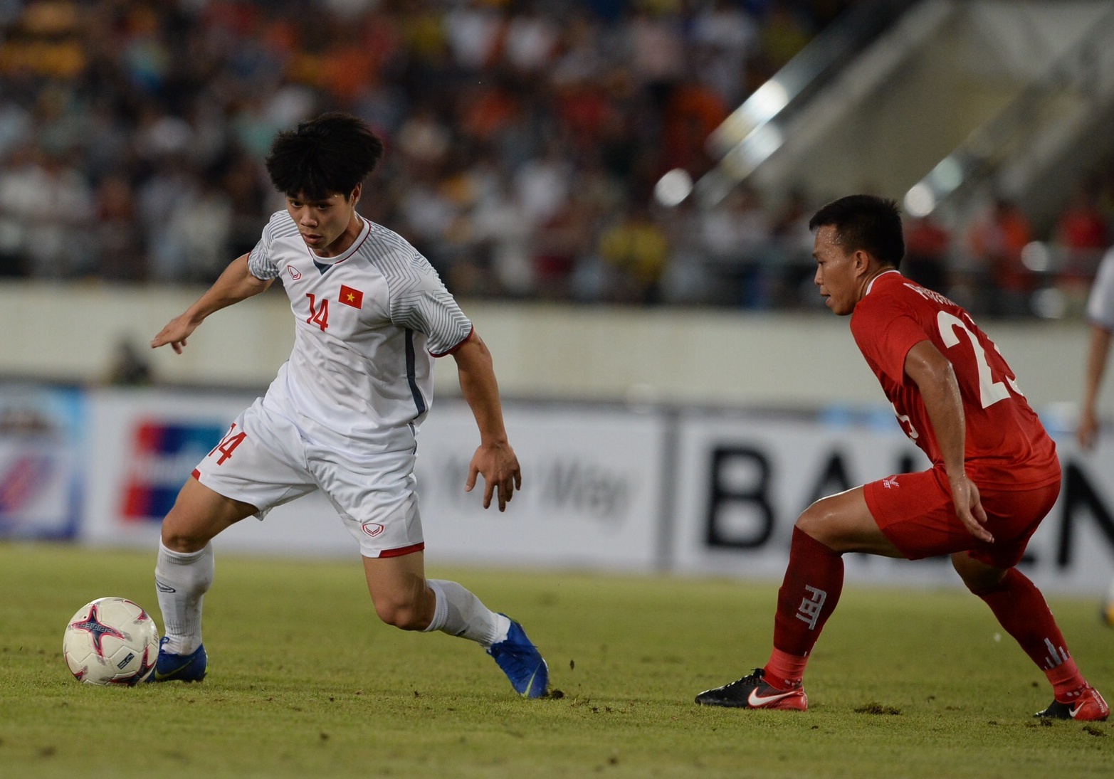 Truyen thong Han Quoc: DTVN can dam bao phong do de quyet dau Malaysia hinh anh