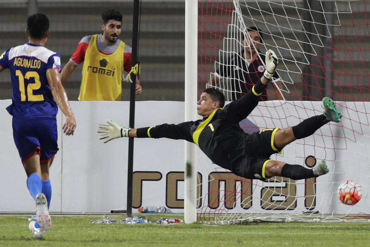 Neil Etheridge,  Cardiff City,  doi tuyen Philippines,  AFF Cup anh 3