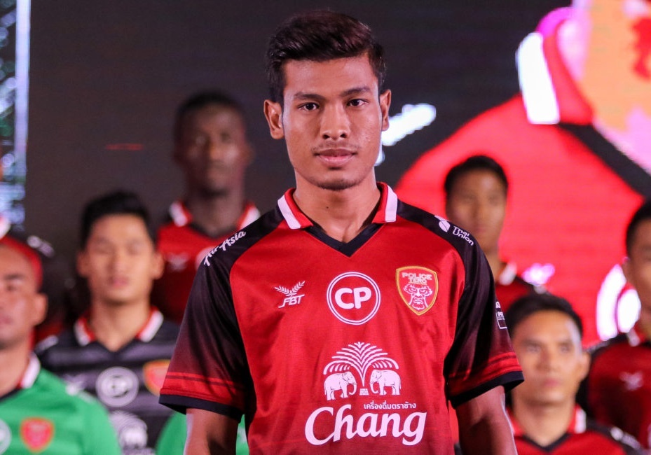 'Ronaldo Myanmar' van du AFF Cup du moi gay tay cach day mot thang hinh anh