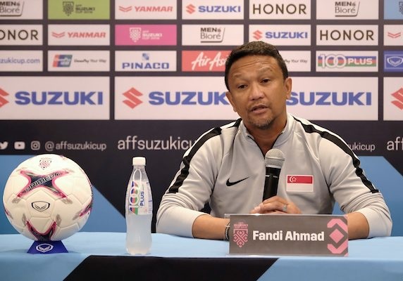 HLV Singapore khong phuc chien thang dau tay cua Eriksson hinh anh