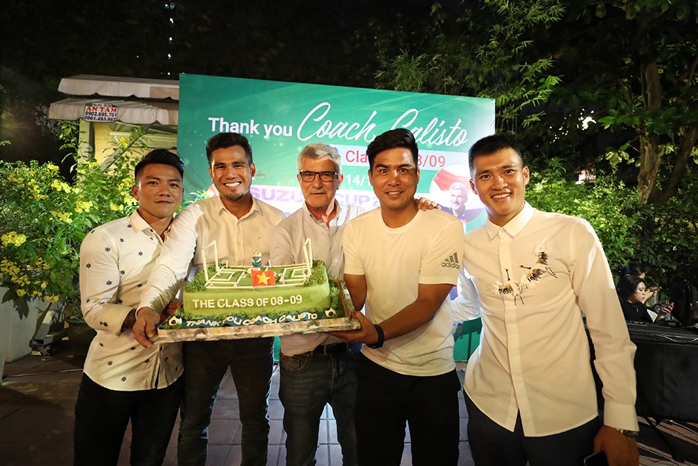 cong phuong sang chau au,  calisto ngac nhien cong phuong,  van hau anh 1