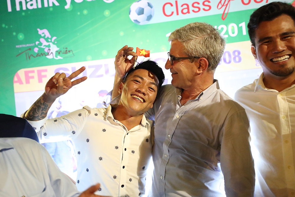 HLV Henrique Calisto,  doi tuyen Viet Nam,  vo dich AFF Cup 2008 anh 11