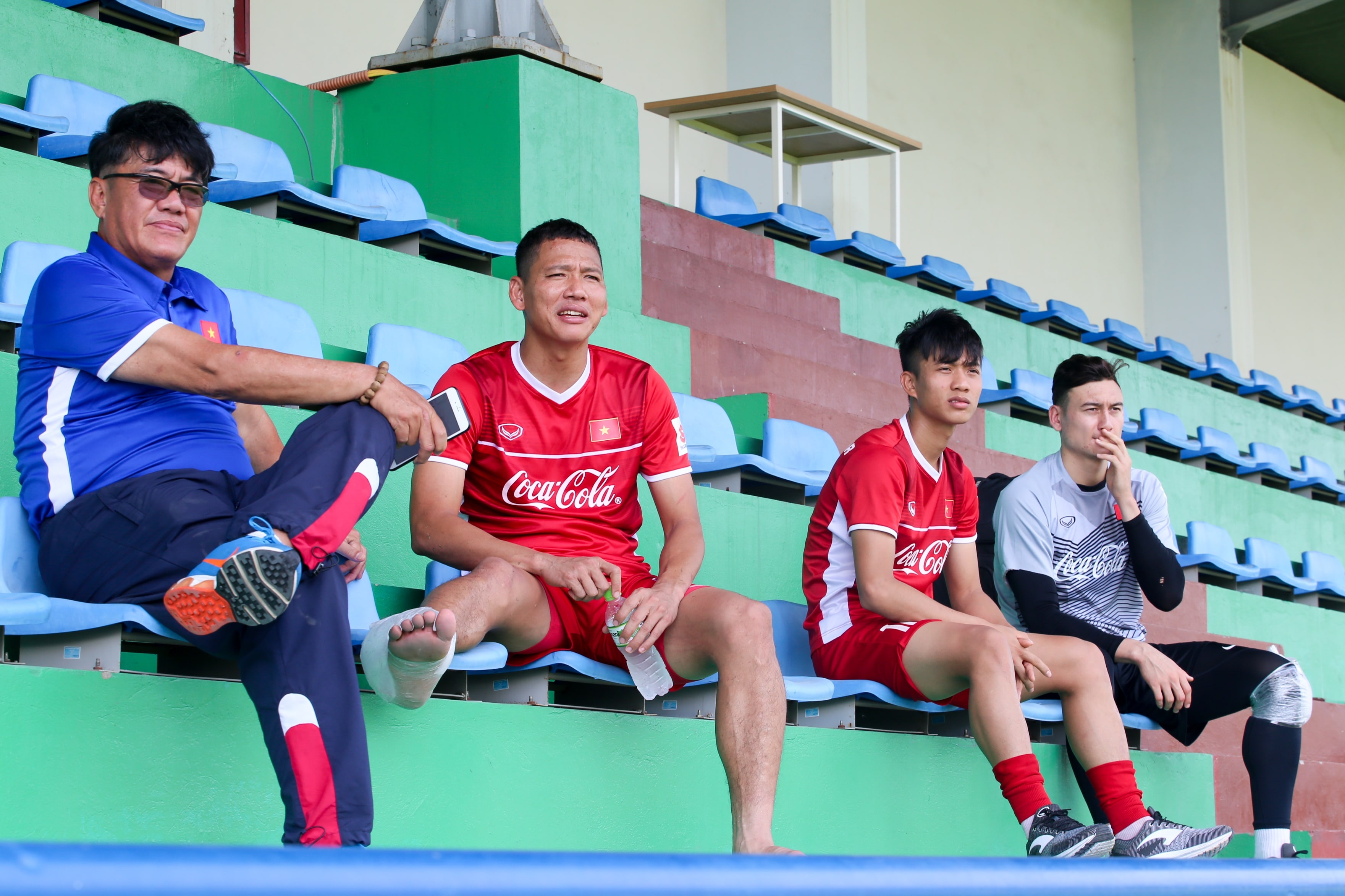 Cong Phuong,  Que Ngoc Hai,  Doi tuyen Viet Nam,  Viet Nam vs Malaysia,  AFF Cup 2018 anh 9