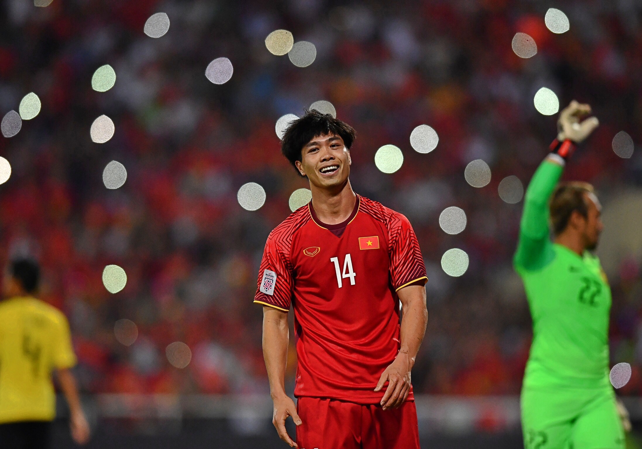 Thang thuyet phuc Malaysia, DT Viet Nam duoc thuong nong 1,1 ty dong hinh anh