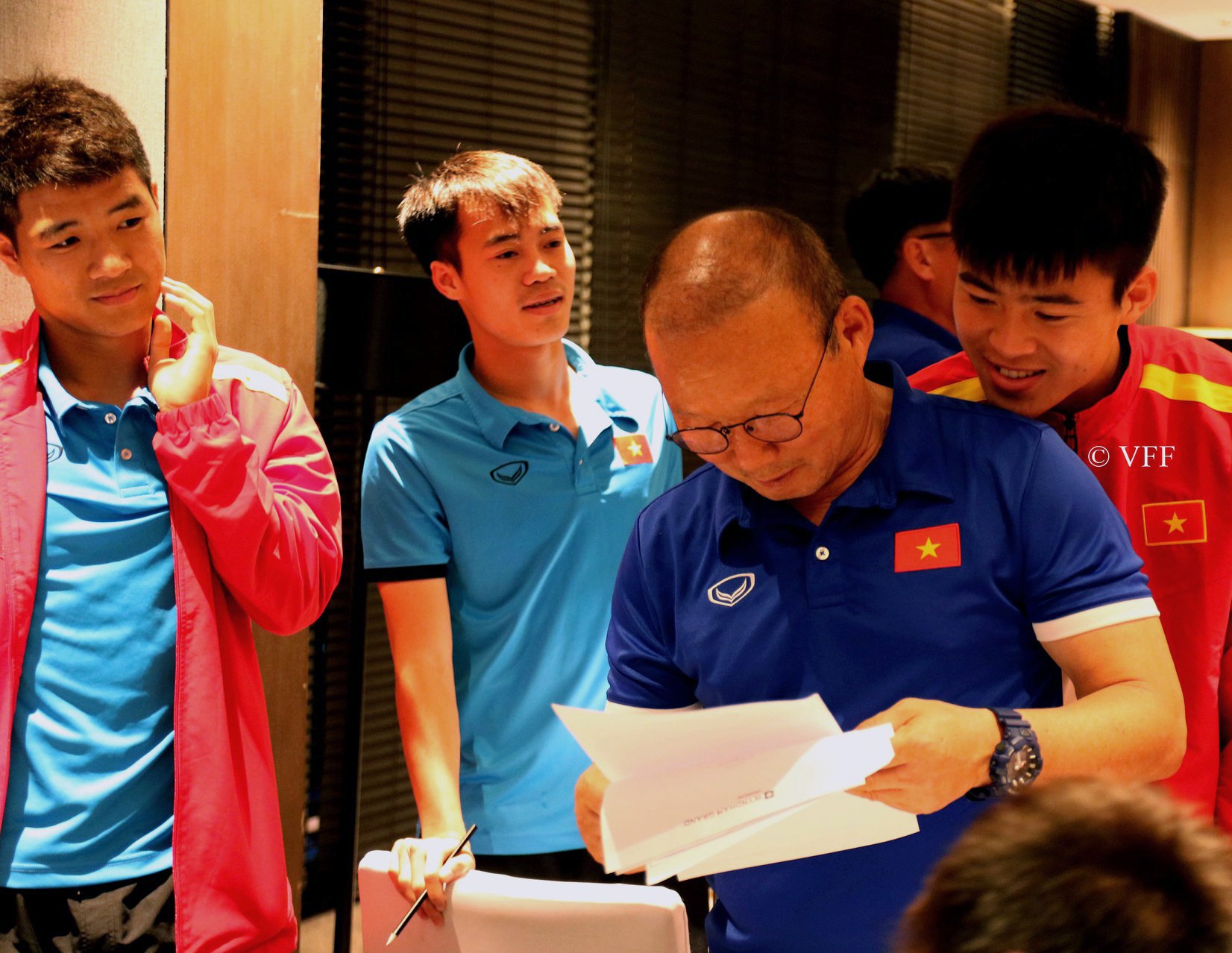 doi tuyen Viet Nam,  HLV Park Hang-seo,  ngay 20/11 anh 5