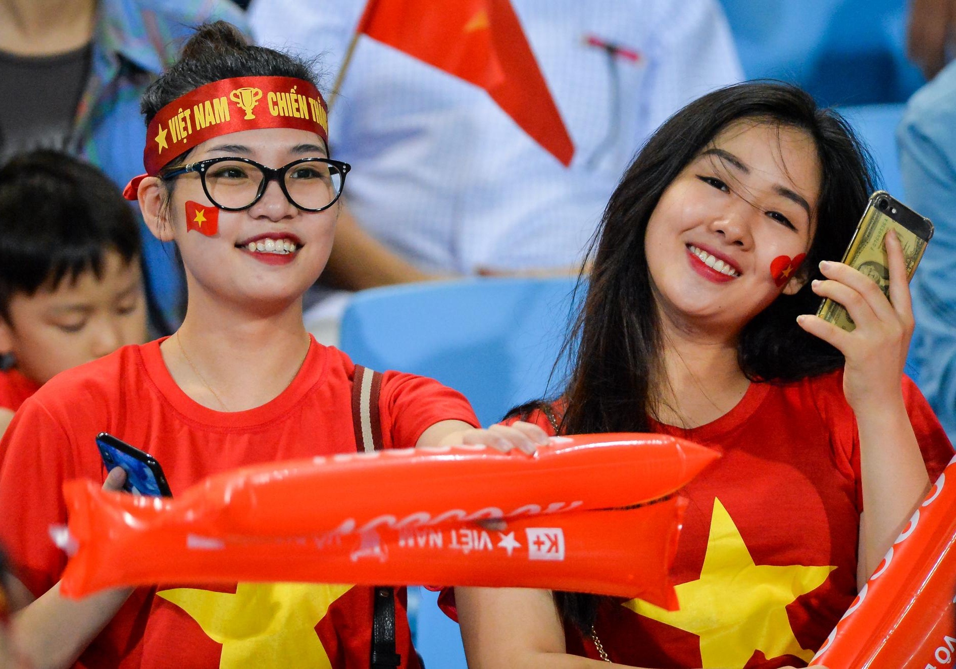 Su cuong nhiet cua CDV Viet Nam khien nguoi Malaysia chanh long hinh anh