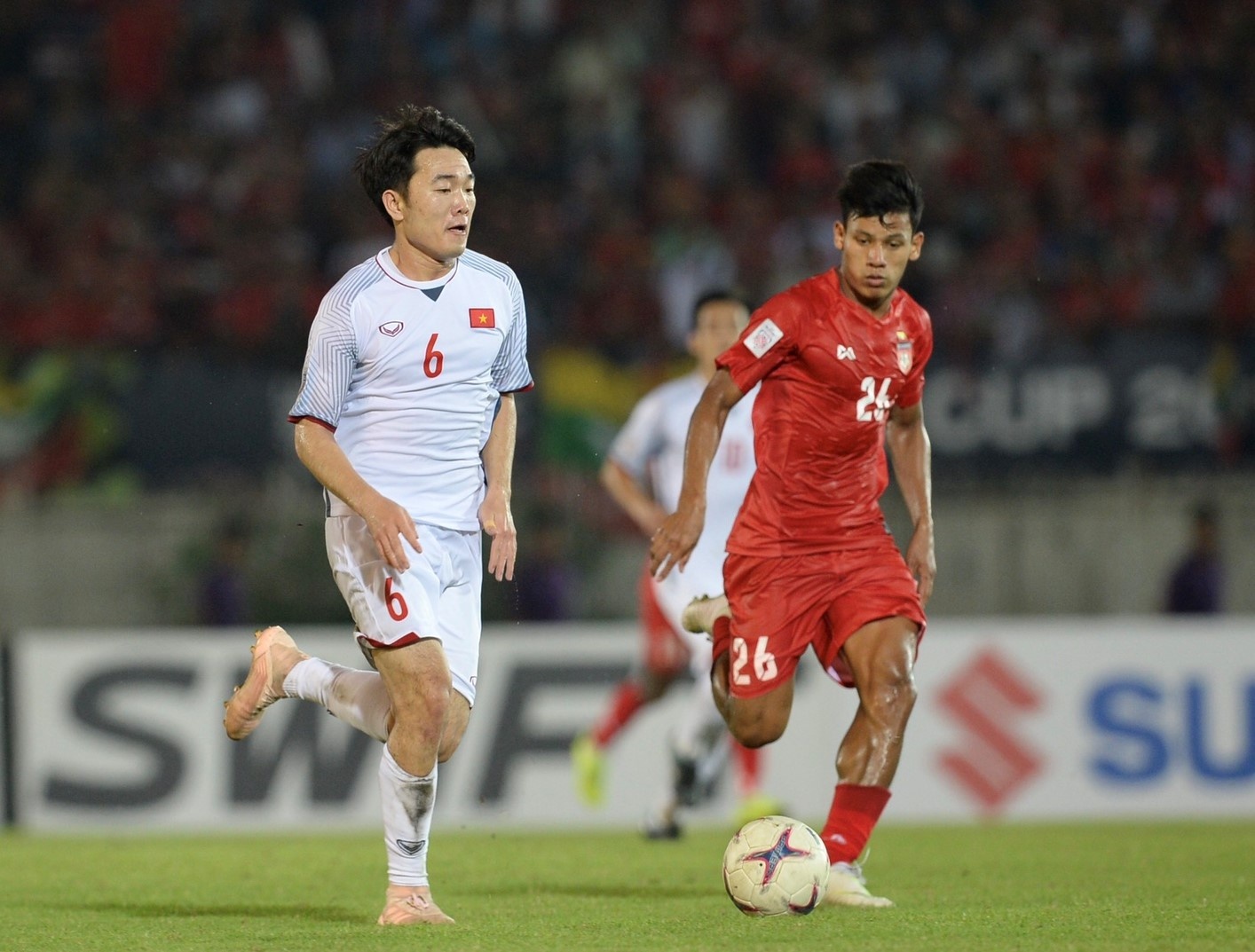 Đội tuyển Việt Nam, Myanmar vs Việt Nam, AFF Cup 2018, Văn Toàn ảnh 2 Doi tuyen Viet Nam, Myanmar vs Viet Nam, AFF Cup 2018, Van Toan anh 2