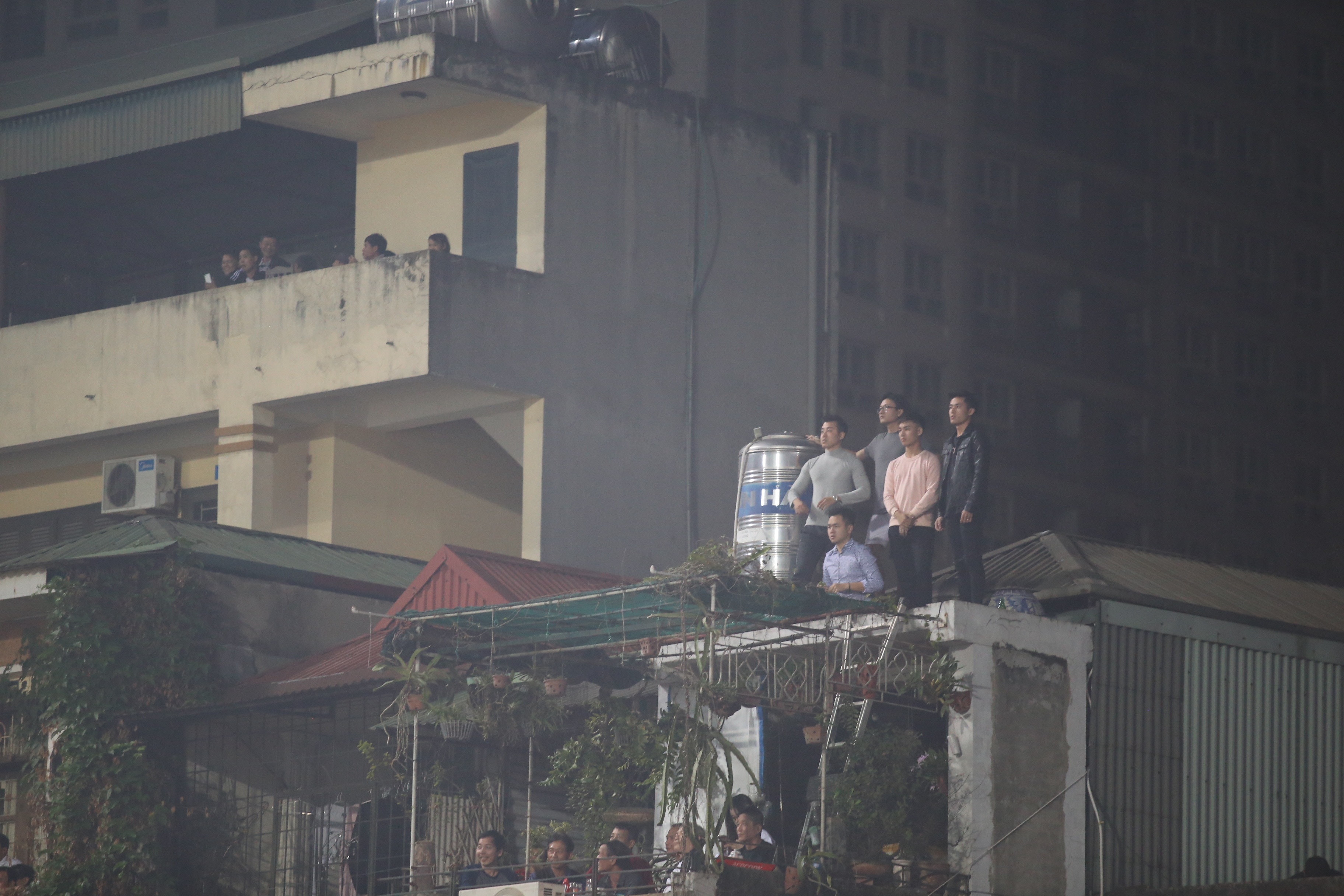 co dong vien,  doi tuyen Viet Nam,  AFF Cup,  san Hang Day anh 6