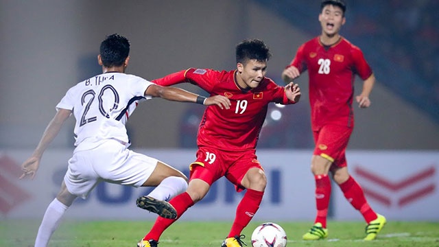 Tuyen Viet Nam phat huy diem manh nhu the nao o san Hang Day? hinh anh