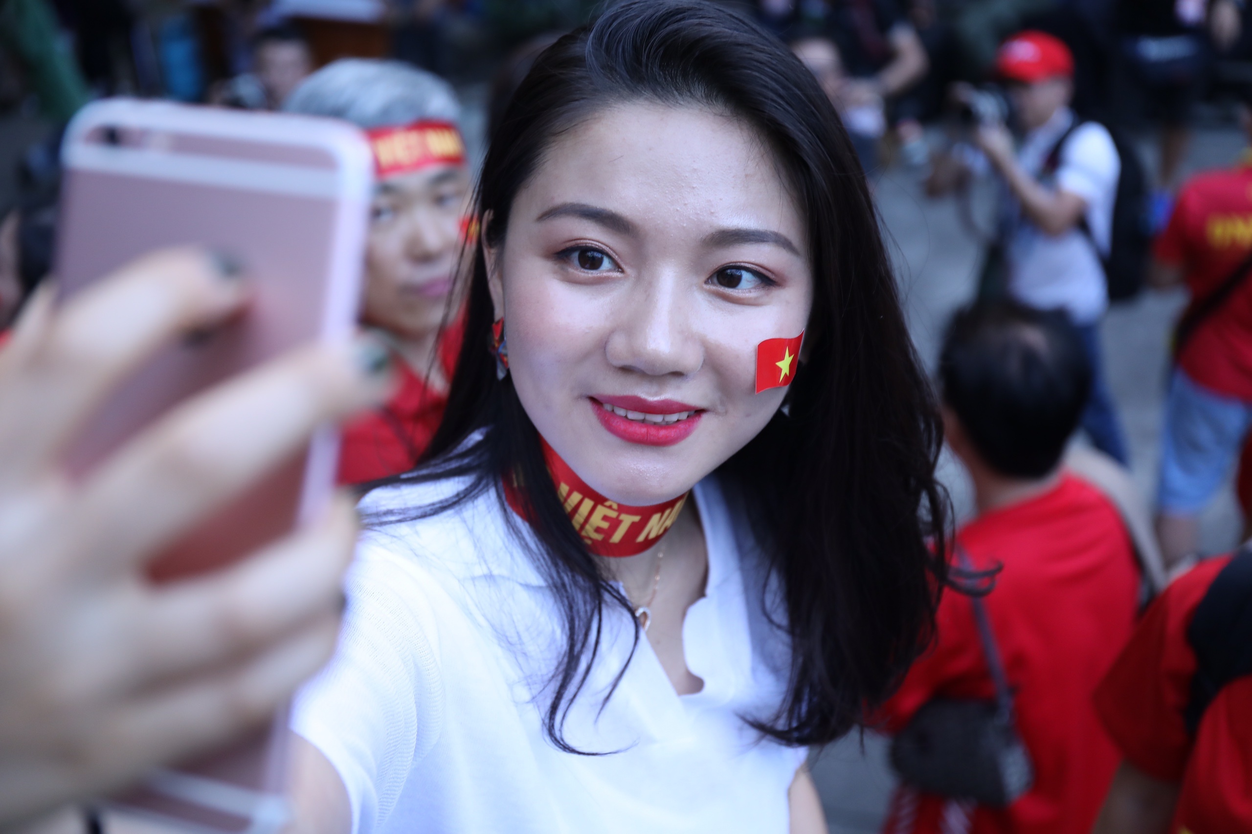 Nu CDV tiep lua cho thay tro HLV Park Hang-seo hinh anh