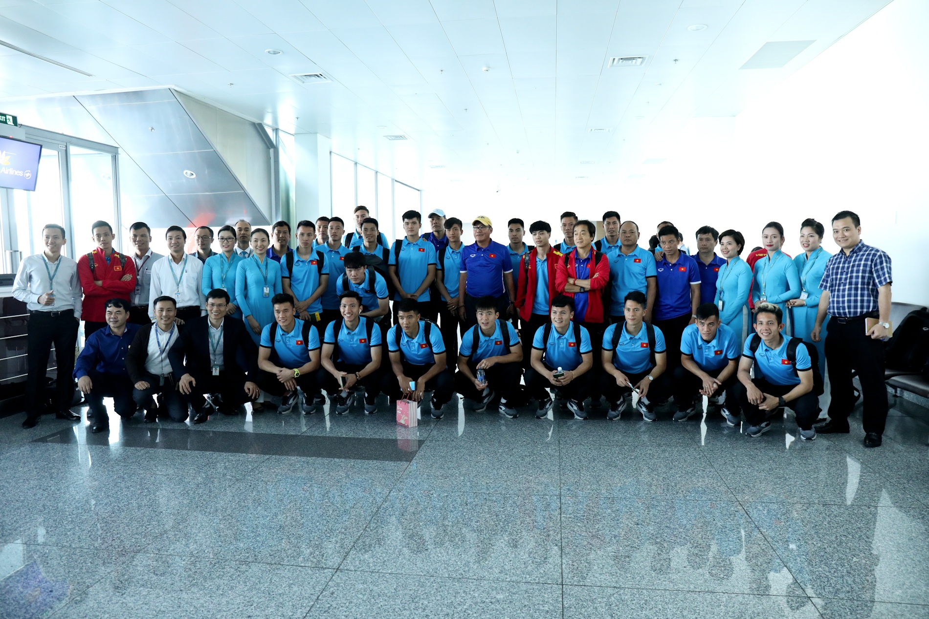 Tuyển Việt Nam mệt mỏi ở Bacolod, Đội tuyển Việt Nam, Park Hang-seo, Philippines, AFF Cup 2018, Đội tuyển Việt Nam vạ vật, mệt mỏi ở Bacolod ảnh 1 Tuyen Viet Nam met moi o Bacolod, Doi tuyen Viet Nam, Park Hang-seo, Philippines, AFF Cup 2018, Doi tuyen Viet Nam va vat, met moi o Bacolod anh 1