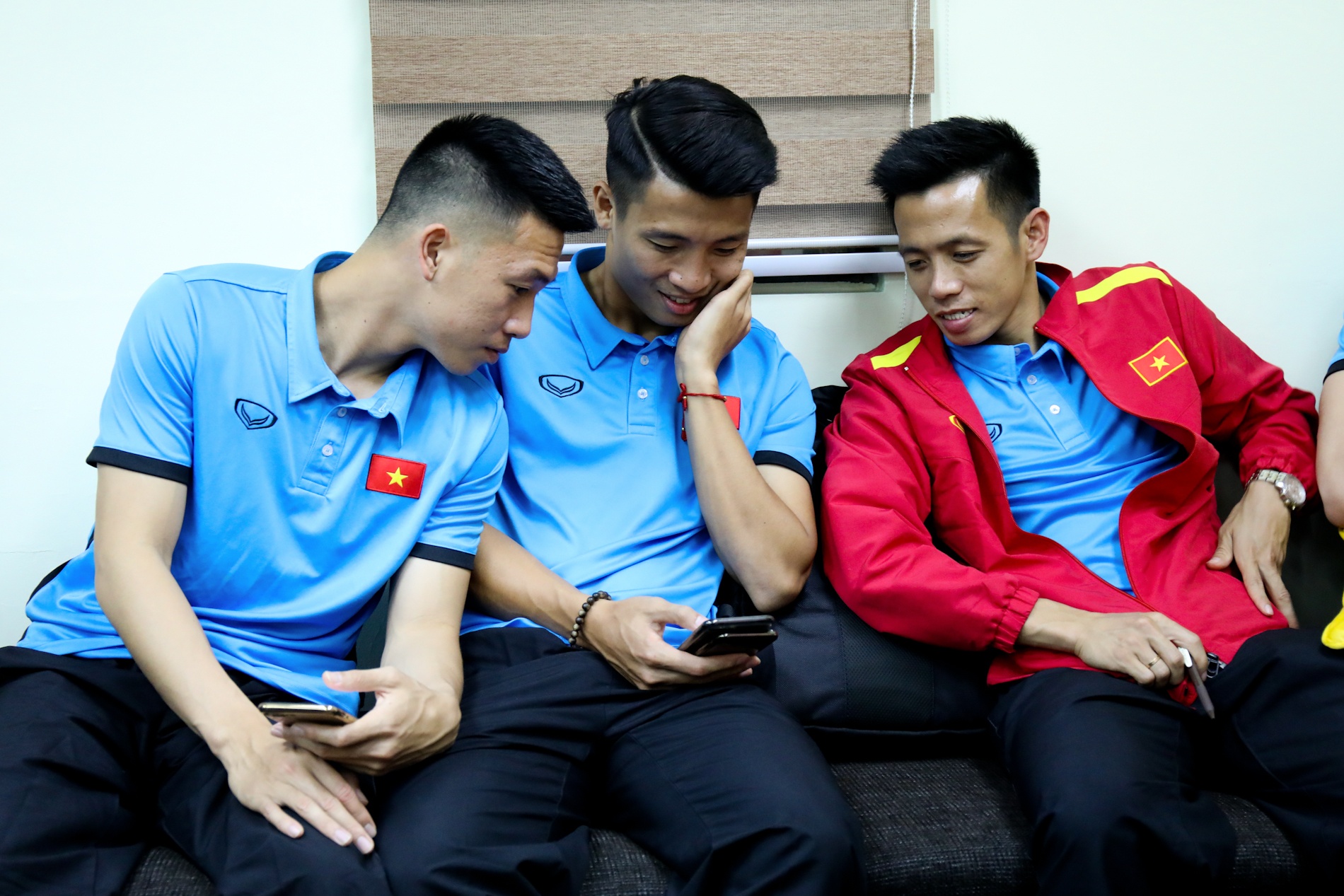 Tuyển Việt Nam mệt mỏi ở Bacolod, Đội tuyển Việt Nam, Park Hang-seo, Philippines, AFF Cup 2018, Đội tuyển Việt Nam vạ vật, mệt mỏi ở Bacolod ảnh 7 Tuyen Viet Nam met moi o Bacolod, Doi tuyen Viet Nam, Park Hang-seo, Philippines, AFF Cup 2018, Doi tuyen Viet Nam va vat, met moi o Bacolod anh 7