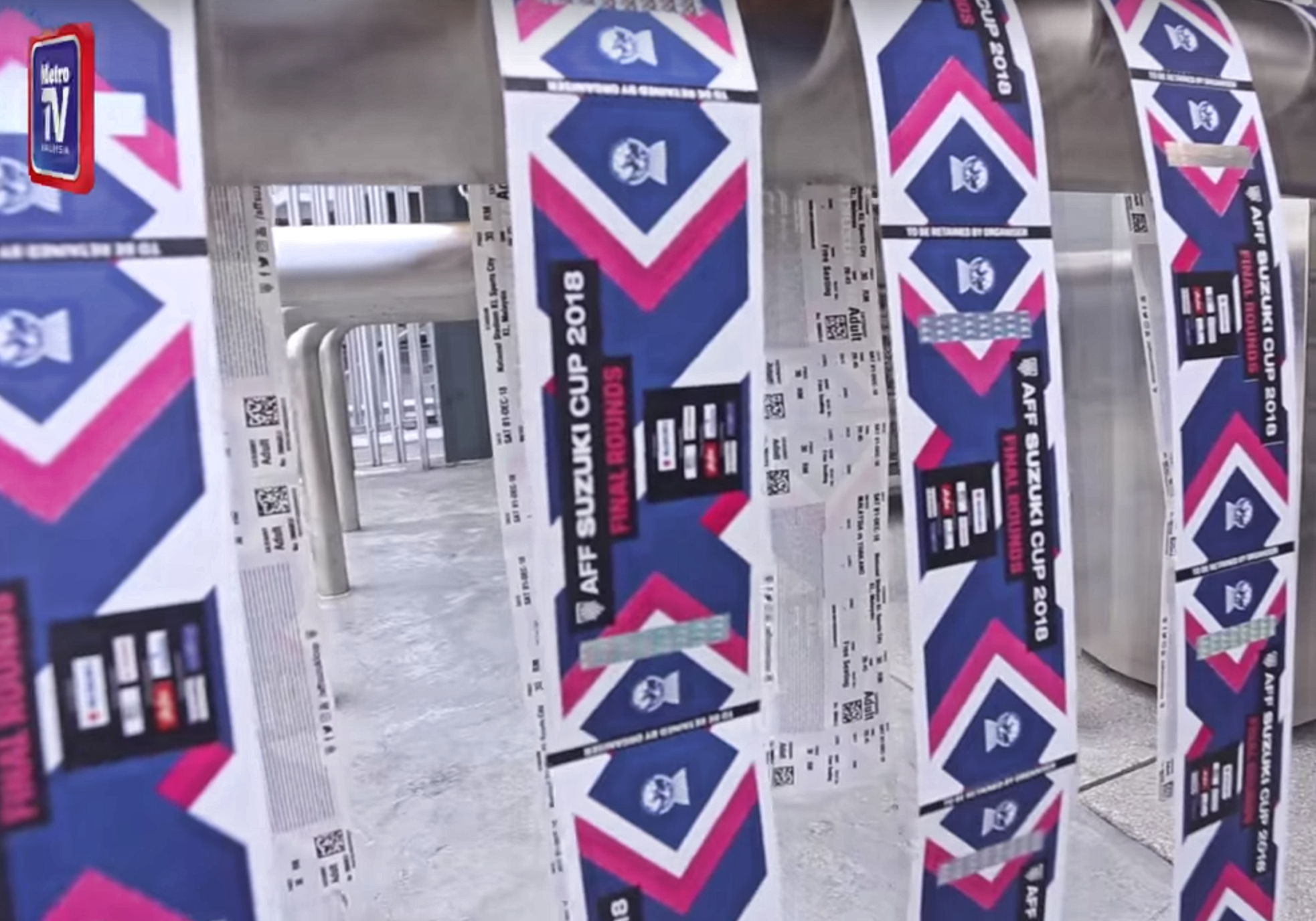 LDBD Malaysia keu goi CDV tay chay nan phe ve o tran ban ket AFF Cup hinh anh