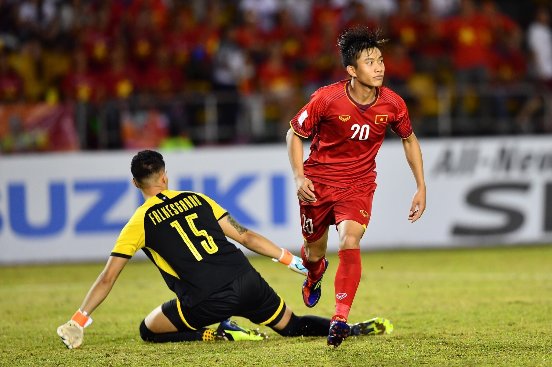 Văn Đức, Anh Đức, Philippines vs Việt Nam, AFF Cup 2018 ảnh 1 Van Duc, Anh Duc, Philippines vs Viet Nam, AFF Cup 2018 anh 1