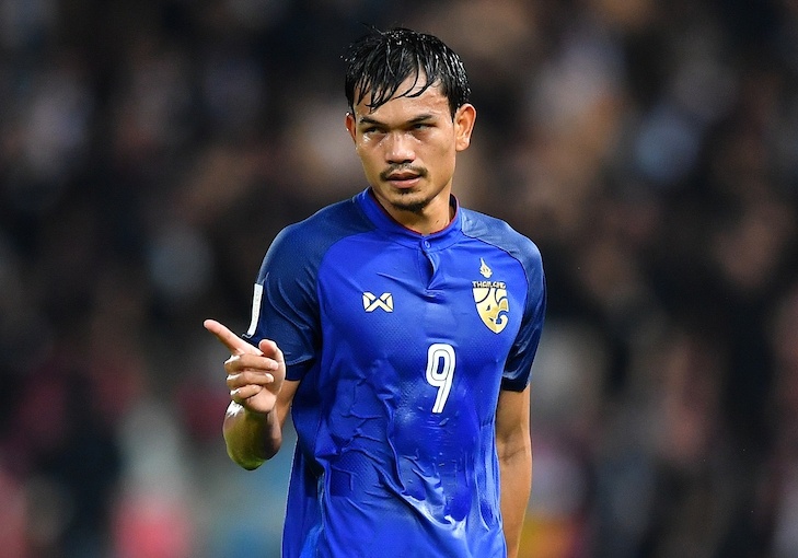 Adisak Kraisorn - tien dao kien tri va khong biet dau hang hinh anh